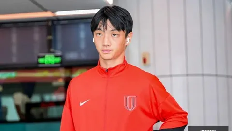拜仁惊魂于帕梅卡诺立功，霍勒读秒绝杀，却仍1-2出局